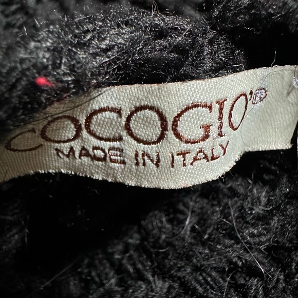 Cocogio Made In Italy Black Poncho - Picture 3 of 3
